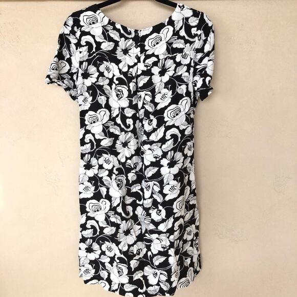 Anthropologie • Maeve Floral Zola Shift Dress - Picture 2 of 5